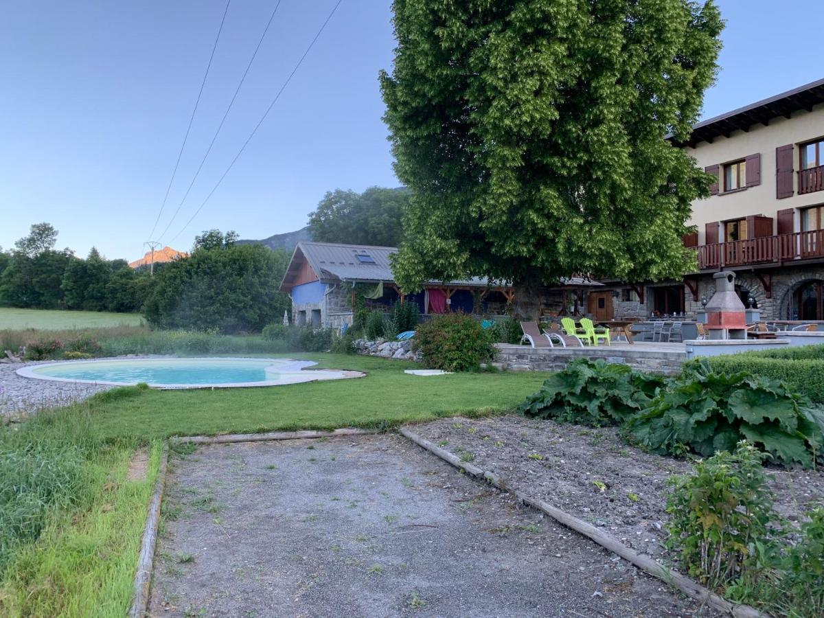 Bed and Breakfast L'Escale en Ubaye Saint-Pons  Exterior foto