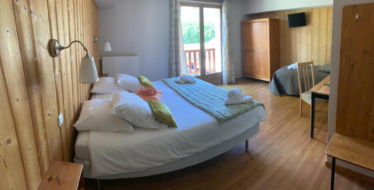 Bed and Breakfast L'Escale en Ubaye Saint-Pons  Exterior foto