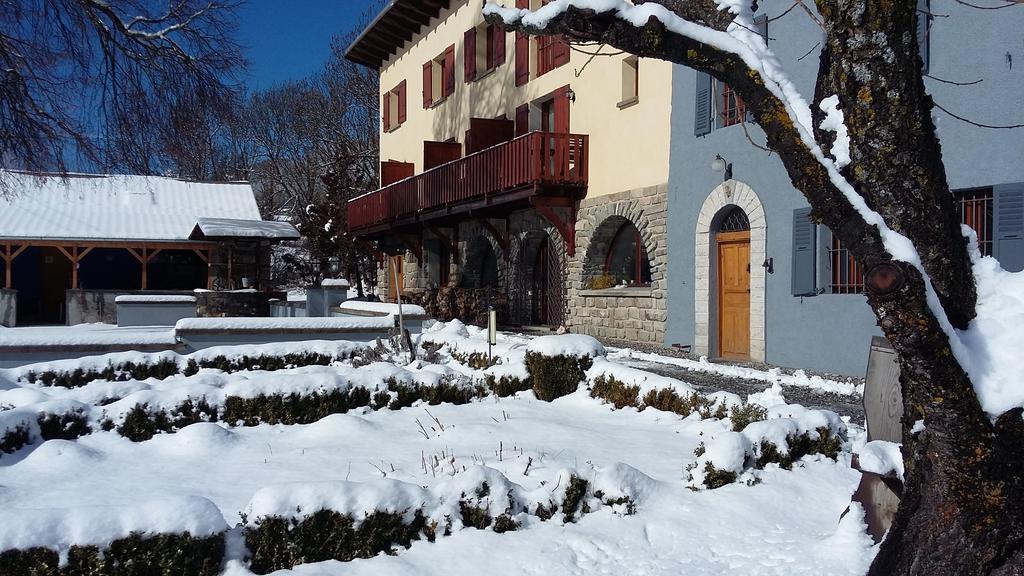 Bed and Breakfast L'Escale en Ubaye Saint-Pons  Exterior foto