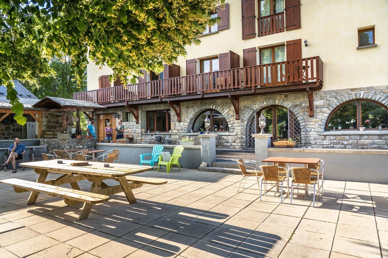Bed and Breakfast L'Escale en Ubaye Saint-Pons  Exterior foto